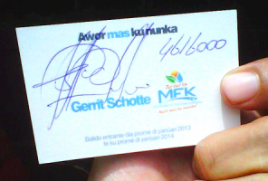Mi Sostenkaartje uit oktober 2012 met handtekening van Gerrit Schotte