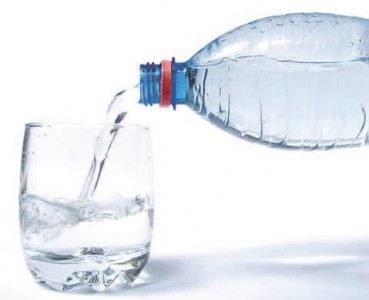 Is fluoride in ons drinkwater, om niet te spreken van de verhoging van de dosering hét middel om het hoge tandbederf onder de bevolking tegen te gaan?