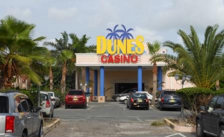 Het Dunes casino wordt mogelijk geveild met het gehele Caravanserai Resort. Foto Today / Hilbert Haar