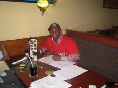Jonge Curaçaoënaar tekent bij Braves