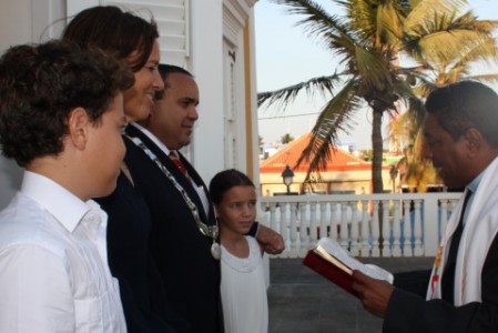 Edison Rijna is afgelopen vrijdag beëdigd als gezaghebber van Bonaire.