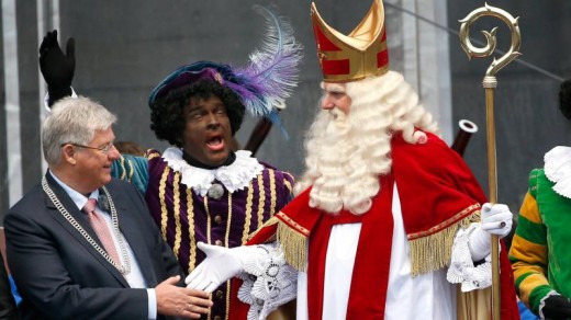 Dit jaar is de traditionele Zwarte Piet in veel gemeenten te zien, net zoals hier bij de sinterklaasintocht vorig jaar in Groningen | foto ANP.