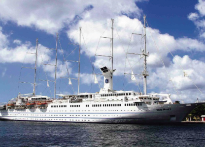 Zeilschip Club Med 2 doet Curaçao aan | Foto Edsel Sambo