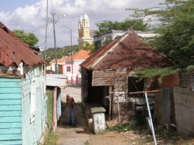 Hoewel niet specifiek genoemd in het onderzoek is ook in Otrobanda de armoede soms schrijnend. FOTO | AGNES VAN BERGEN