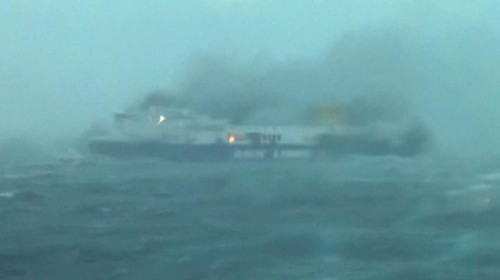 Vier Nederlanders op brandende veerboot