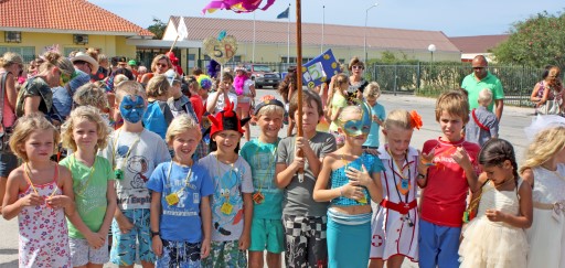 Pleinfeest Schroederschool in carnavalsfeer | Foto Schroederschool