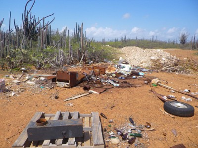 Zwerfvuil is een groeiend probleem op Bonaire