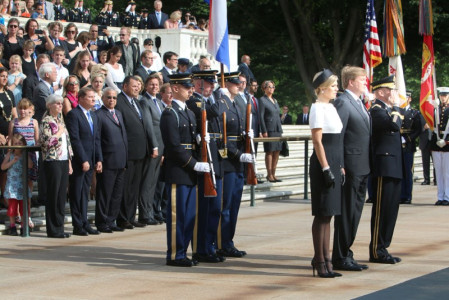 Premiers en koningspaar op Arlington | FOTO Regering Aruba