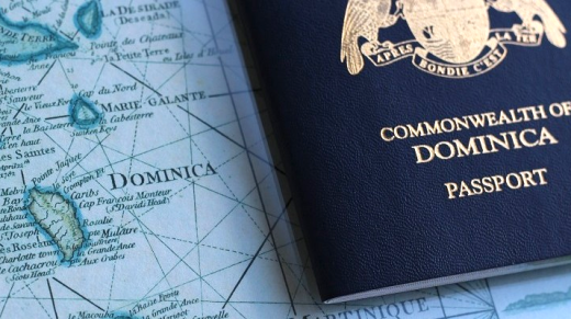 Paspoort Dominica