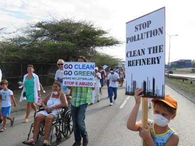 Stop Isla Now | Picture This Curacao - Manon Hoefman