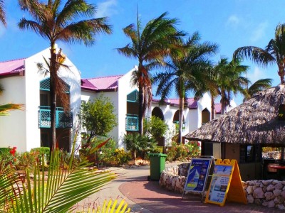 Bonaire Plaza Beach Resort | Picture This Curacao - Manon Hoefman