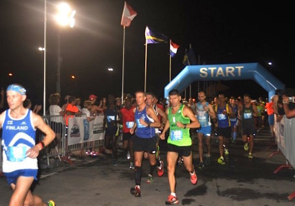 De Fin Tomi Halme heeft de tweede KLM Curaçao Marathon gewonnen
