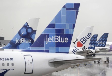 JetBlue stopt vluchten Sint Maarten - San Juan