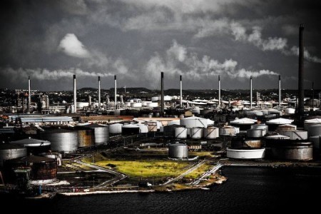 P'Uitstoot van Isla-raffinadrij weer boven WHO-norm'