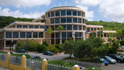  Emsley Tromp is al decennialang de president van de Centrale Bank van Curaçao en Sint Maarten (CBCS) | foto: HH 