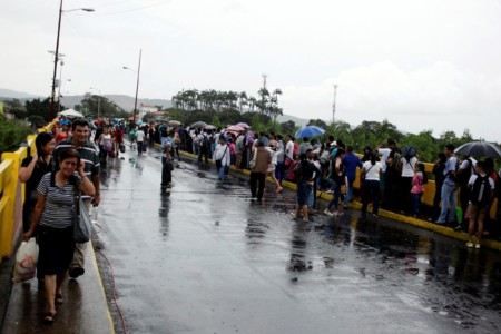28.000 Venezolanen de grens over