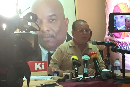 Oud-minister van justitie Wilsoe gaat een schadevergoeding eisen wegens smaad | Foto Persbureau Curacao