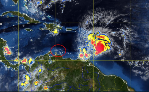 Het National Hurricane Center heeft zojust het weersysteem 97L opgewaardeerd naar een tropische storm Matthew
