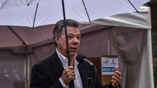 President Colombia hoopt afgewezen vredesakkoord te redden