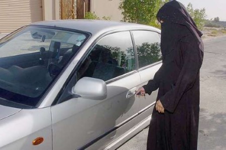 Saudische vrouwen zijn de laatste vrouwen ter wereld die geen recht op autorijden hebben - Foto |  EPA