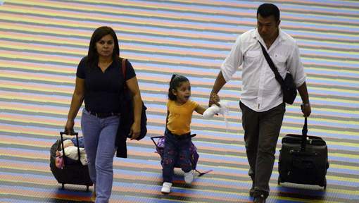 Passagiers op de internationale luchthaven van Caracas. © afp.