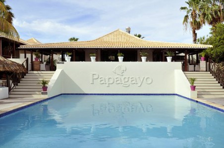 Papagayo Beach Curacao