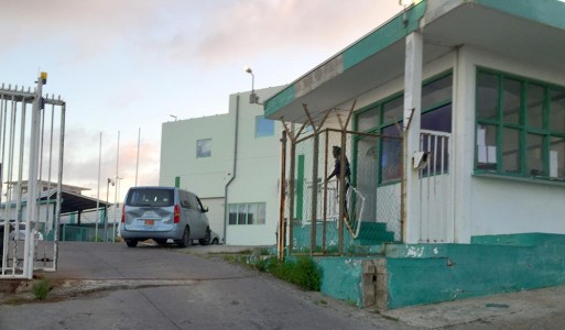Gevangenen brouwen stiekem alcohol in Point Blanche | Foto Persbureau Curacao